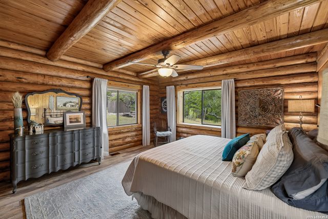 28155 BOERNE STAGE RD, Boerne, TX 78006