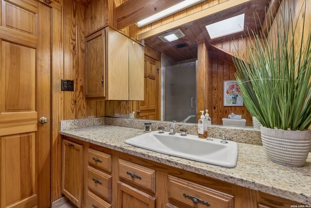 28155 BOERNE STAGE RD, Boerne, TX 78006
