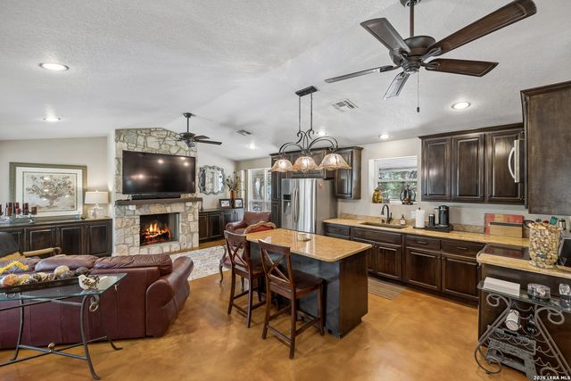 28155 BOERNE STAGE RD, Boerne, TX 78006