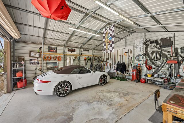 28155 BOERNE STAGE RD, Boerne, TX 78006