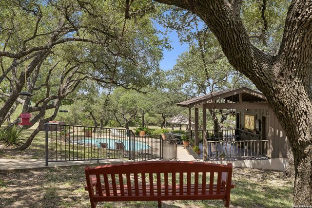 28155 BOERNE STAGE RD, Boerne, TX 78006