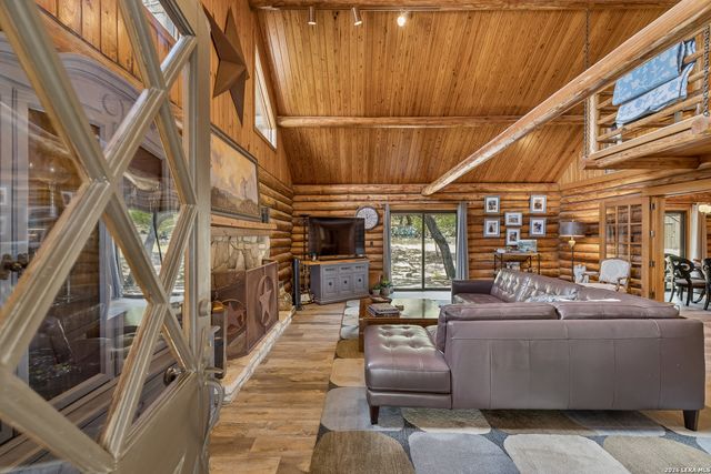 28155 BOERNE STAGE RD, Boerne, TX 78006