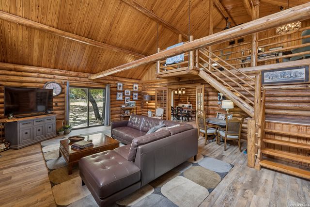 28155 BOERNE STAGE RD, Boerne, TX 78006