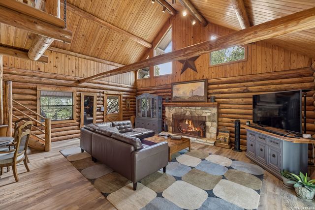 28155 BOERNE STAGE RD, Boerne, TX 78006