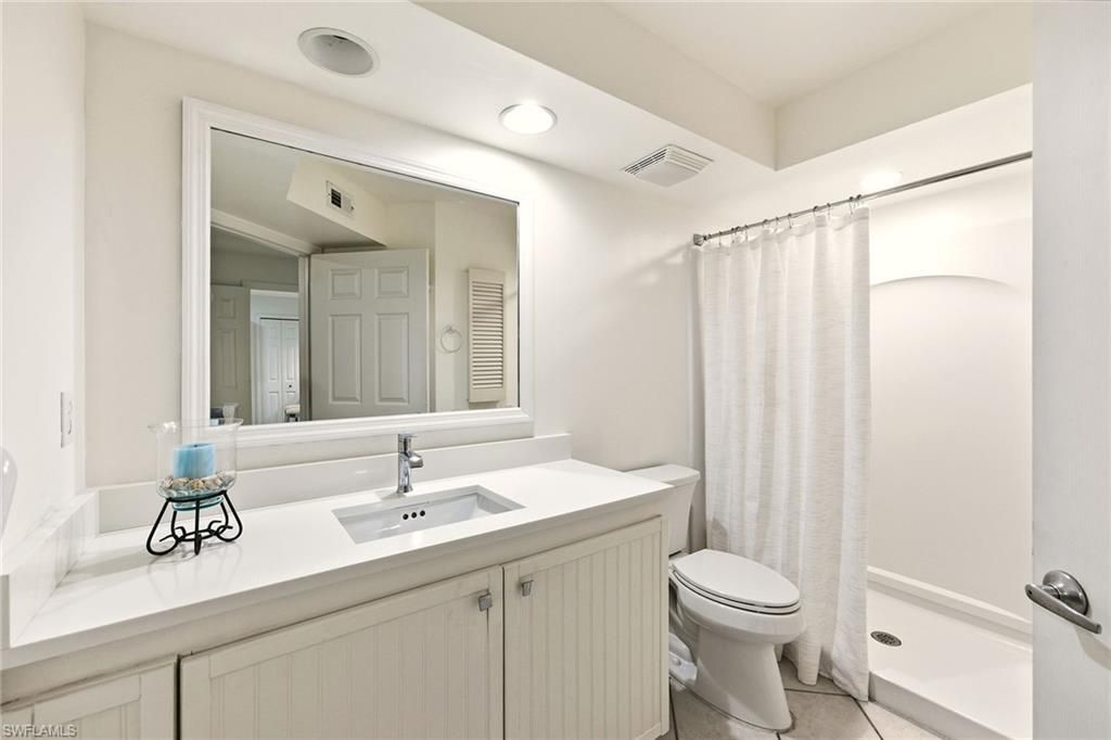 28720 Diamond DR 102, BONITA SPRINGS, FL 34134 — photo 4