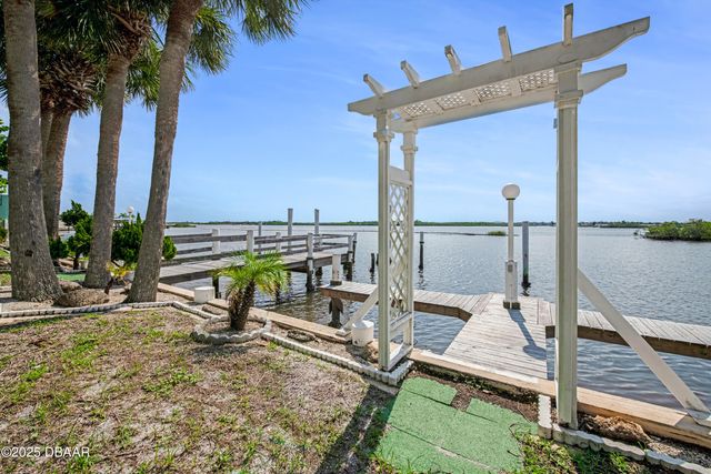 3602 S Peninsula Drive PH, Port Orange, FL 32127