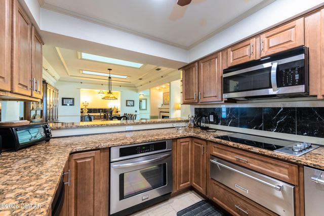 3602 S Peninsula Drive PH, Port Orange, FL 32127