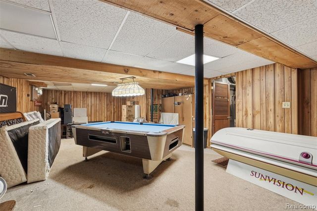 9293 Wildwood Lake Drive, Whitmore Lake, MI 48189