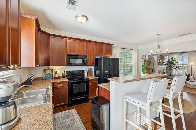 2672 Avery Park Dr, Nashville, TN 37211