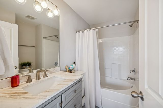 2672 Avery Park Dr, Nashville, TN 37211