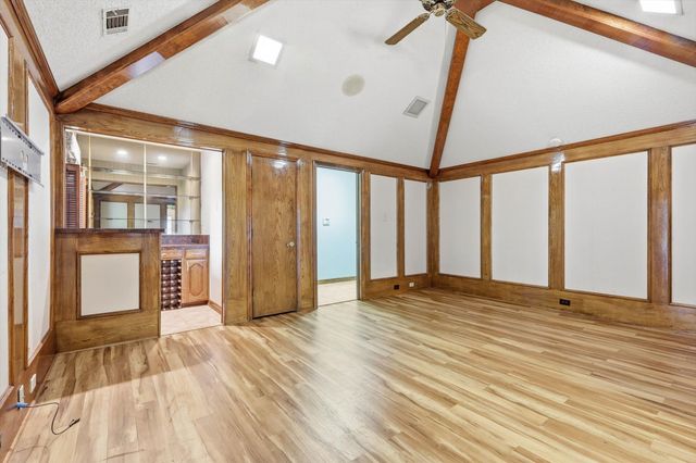 613 Deer Creek Drive, Desoto, TX 75115