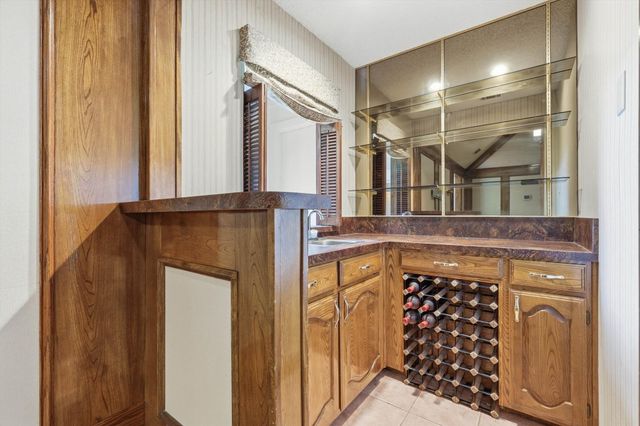 613 Deer Creek Drive, Desoto, TX 75115
