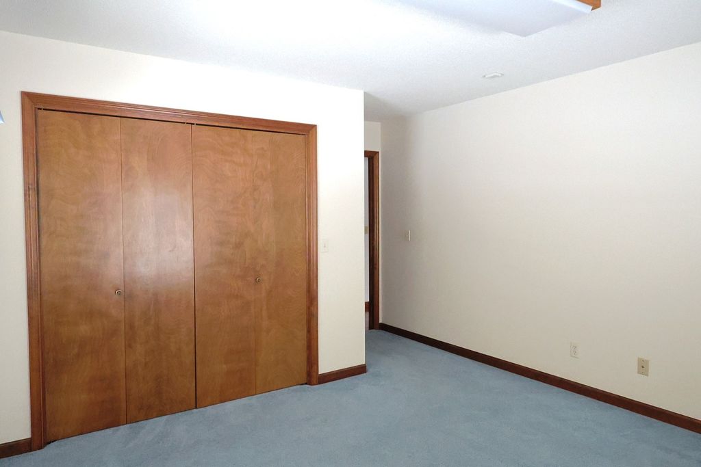 Image 20 of property listing at 3603 PICCADILLY Avenue, Mt Vernon, IL 62864