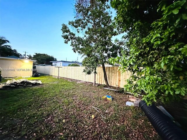 326 NW 96th Street 1, Miami, FL 33150