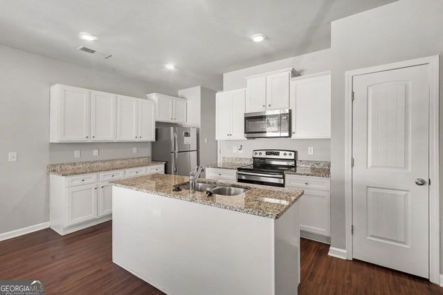 392 Rankin Circle, Mcdonough, GA 30253