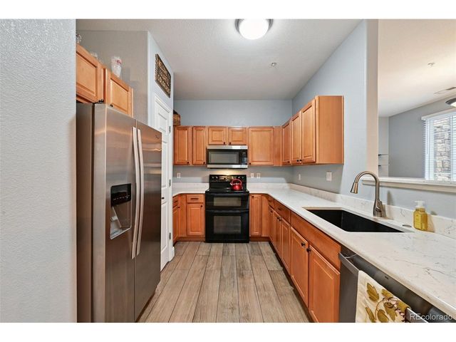 5255 Memphis St 208, Denver, CO 80239