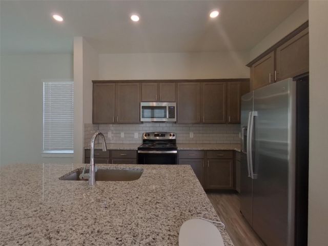 9835 Willow Creek Commerce Drive 227, Tomball, TX 77375