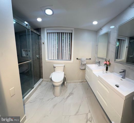 1000 WELSH RD, Philadelphia, PA 19115
