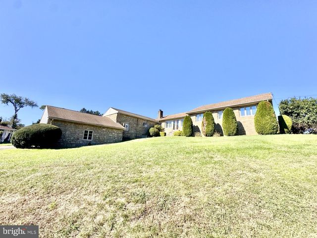 1000 WELSH RD, Philadelphia, PA 19115