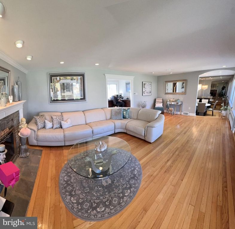 1000 WELSH RD, PHILADELPHIA, PA 19115 — photo 5