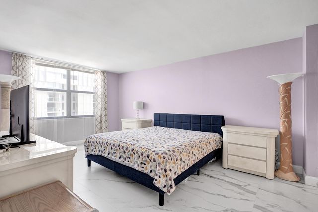 1010 S Ocean Boulevard 09, Pompano Beach, FL 33062