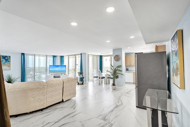 1010 S Ocean Boulevard 09, Pompano Beach, FL 33062