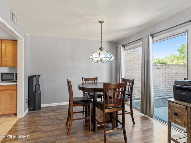 5725 N North Camino De Las Estrellas, Tucson, AZ 85718