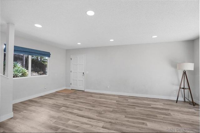 1912 Shirley Ln, Lemon Grove, CA 91945