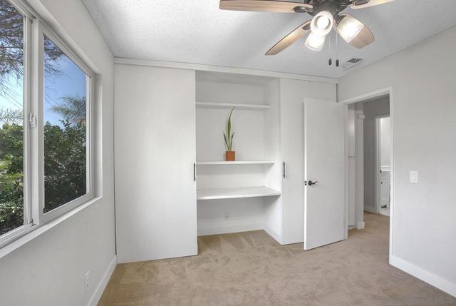 1912 Shirley Ln, Lemon Grove, CA 91945