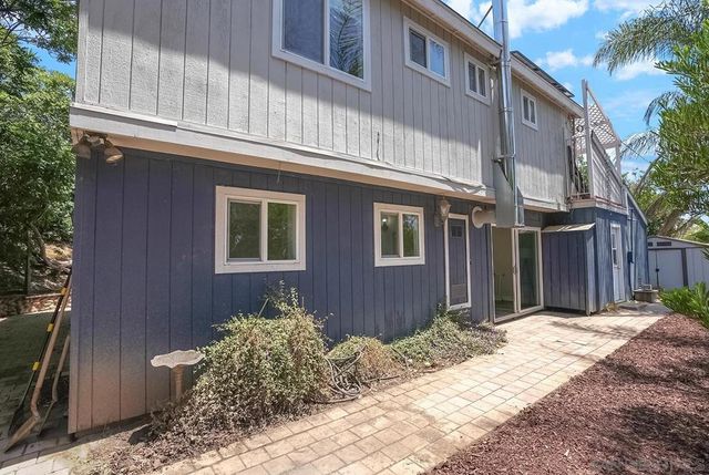 1912 Shirley Ln, Lemon Grove, CA 91945