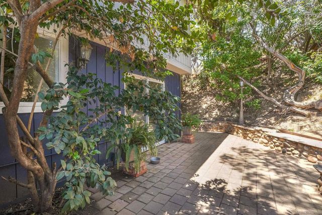 1912 Shirley Ln, Lemon Grove, CA 91945