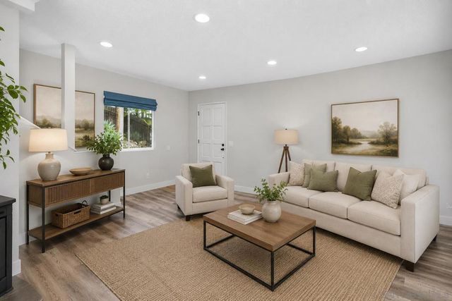 1912 Shirley Ln, Lemon Grove, CA 91945
