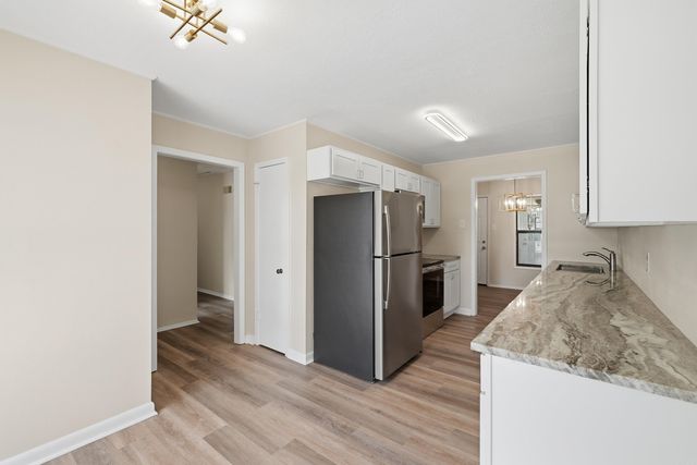 7700 Harmon Drive, Little Rock, AR 72227