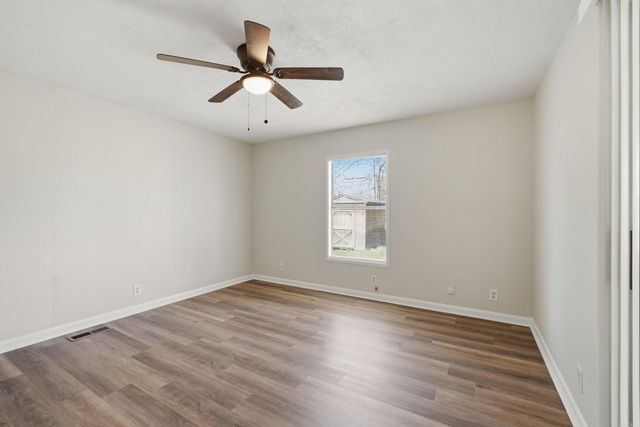 7700 Harmon Drive, Little Rock, AR 72227