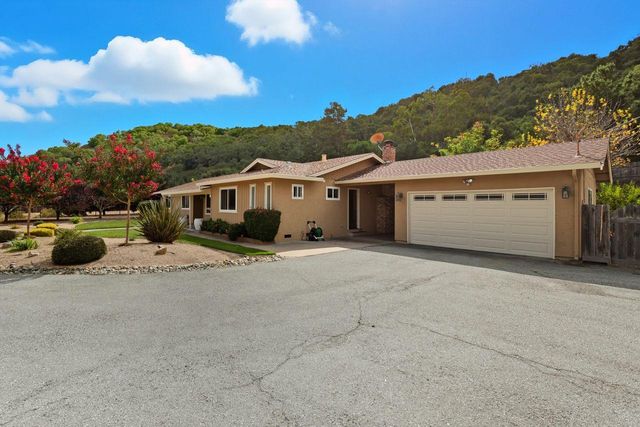 27412 Vista Del Toro Place, Salinas, CA 93908