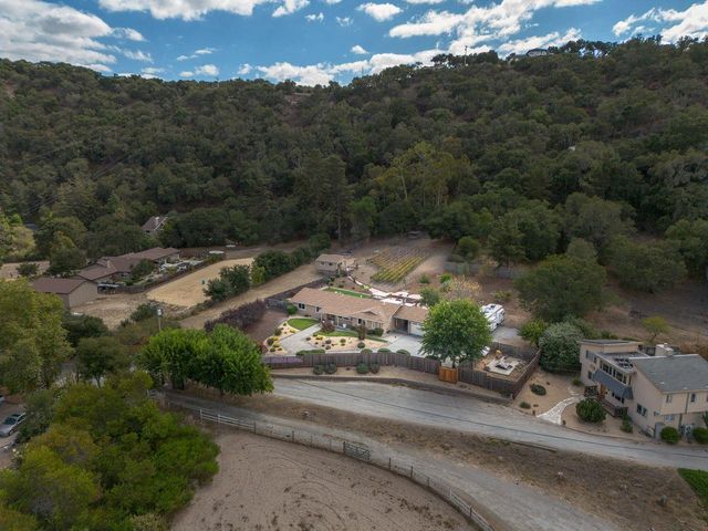 27412 Vista Del Toro Place, Salinas, CA 93908