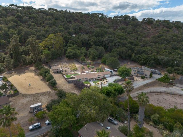 27412 Vista Del Toro Place, Salinas, CA 93908