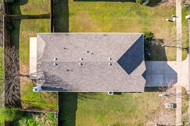 116 Bison Meadow Drive, Waxahachie, TX 75165