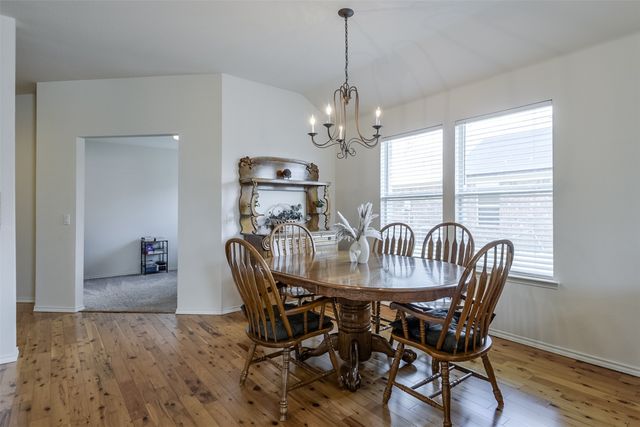 116 Bison Meadow Drive, Waxahachie, TX 75165