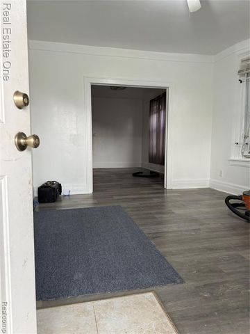 5626 Lawndale Street, Detroit, MI 48210