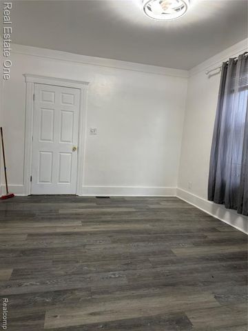 5626 Lawndale Street, Detroit, MI 48210