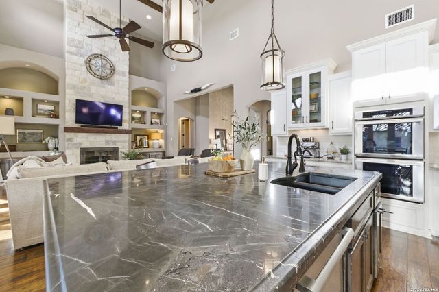 5 sendero, Fair Oaks Ranch, TX 78015