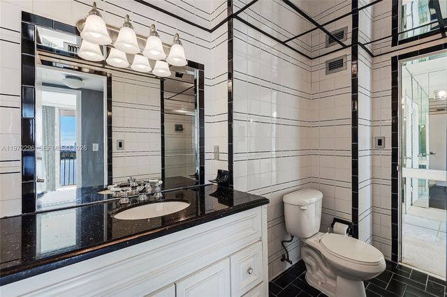 800 West Ave 919, Miami Beach, FL 33139