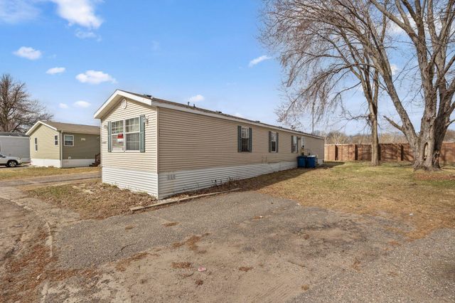 11428 3rd Street NE 553, Blaine, MN 55434