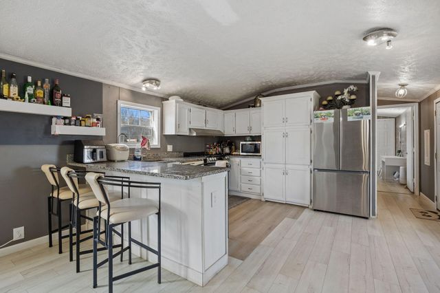 11428 3rd Street NE 553, Blaine, MN 55434