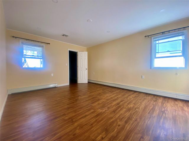 310 E Olive Street Main, Long Beach, NY 11561