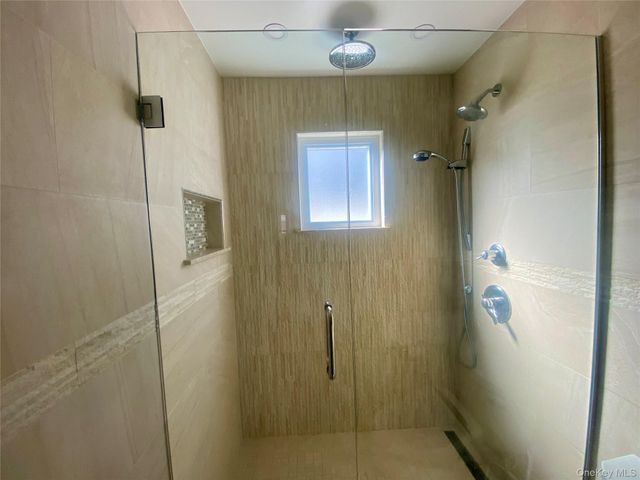 310 E Olive Street Main, Long Beach, NY 11561