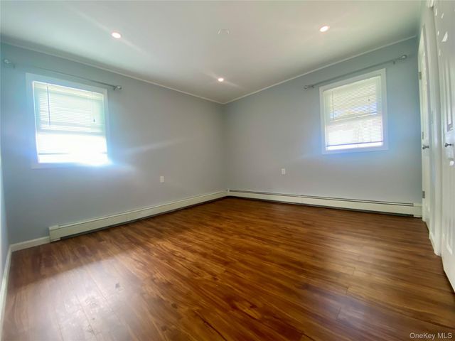 310 E Olive Street Main, Long Beach, NY 11561
