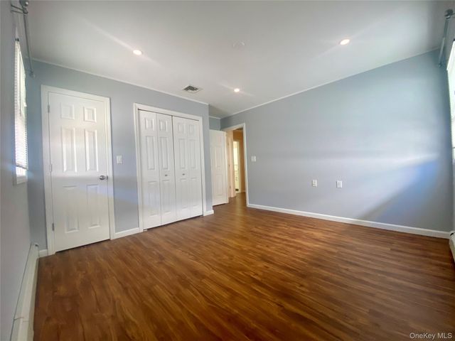 310 E Olive Street Main, Long Beach, NY 11561