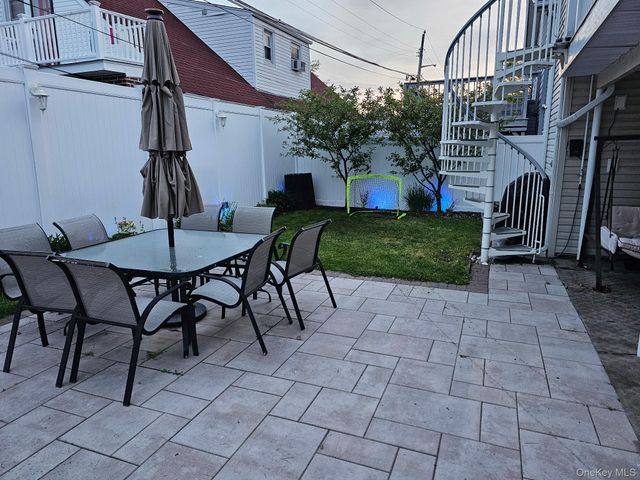 310 E Olive Street Main, Long Beach, NY 11561